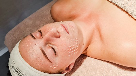 Natura Bissé - Inhibit Facelift + V-Neck